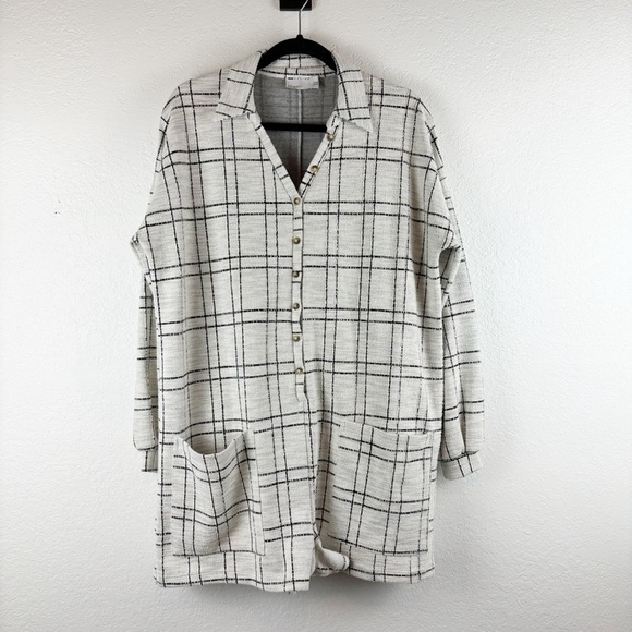 ASOS Long Sleeve Check Plaid Oversized Romper Cream Black Size 6 Casual Lounge - Picture 1 of 6